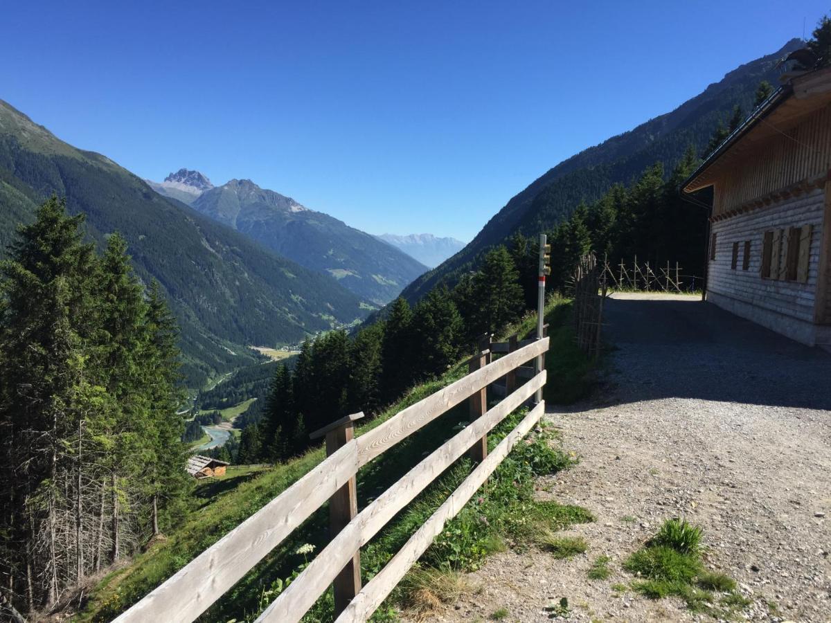 Apartment Jasmin Neustift im Stubaital Exterior photo