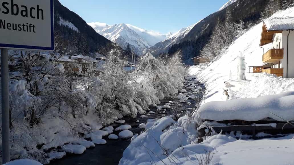 Apartment Jasmin Neustift im Stubaital Exterior photo